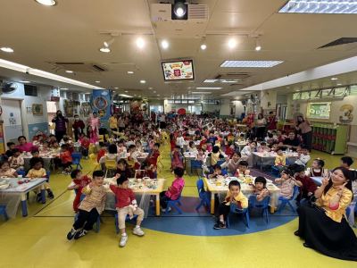 青幼一家團年飯